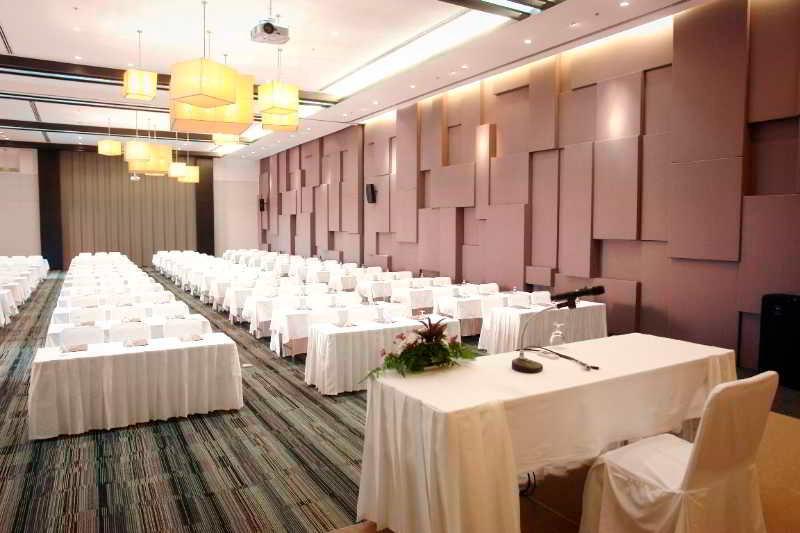 Kameo Grand Hotel & Serviced Apartment, Районг Екстер'єр фото