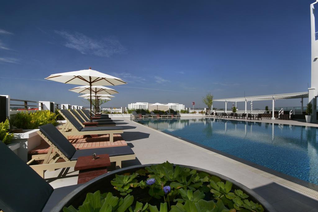 Kameo Grand Hotel & Serviced Apartment, Районг Екстер'єр фото