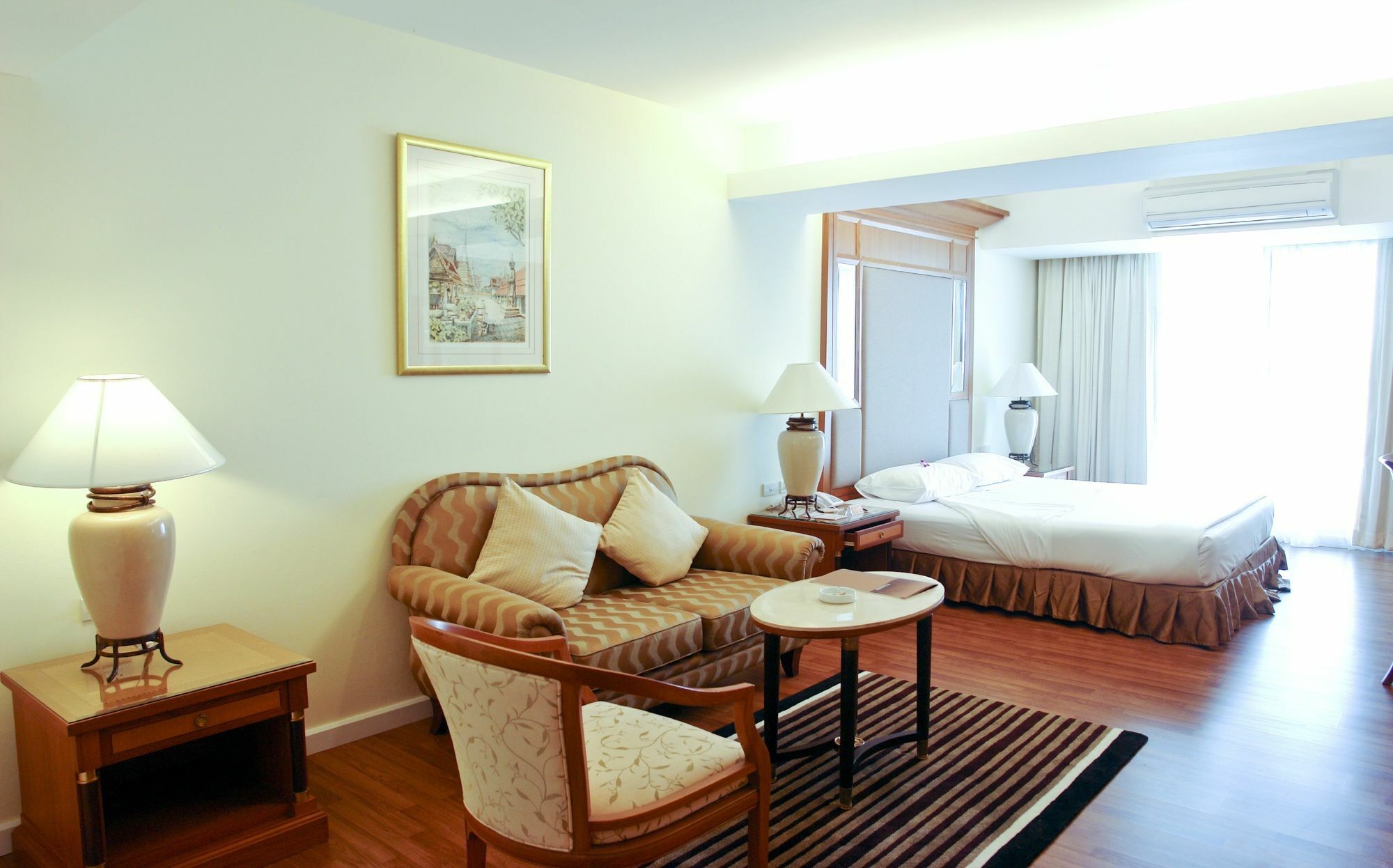 Kameo Grand Hotel & Serviced Apartment, Районг Екстер'єр фото